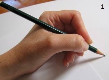Как правильно держать карандаш